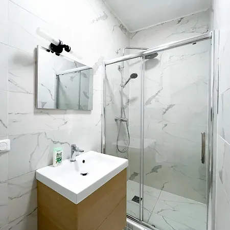 Apartament 06 - Faubourg Paryż